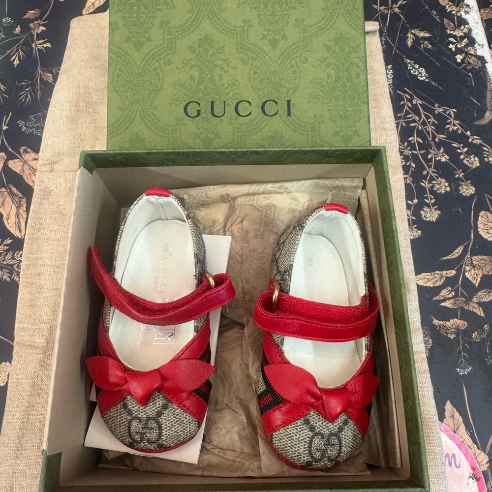 Gucci Kids Red GG Logo Mary Jane Shoes 16 newborn